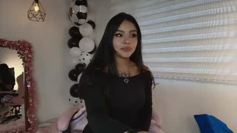 Snapshot of mia_zafir chatting on 06.10.26 mia_zafir online show from 06.10.26