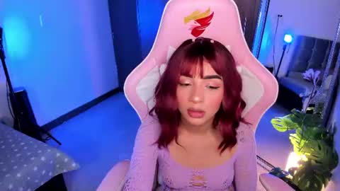 mia  nicolle online show from 06.11.26