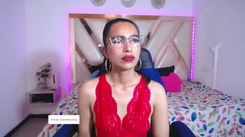 Snapshot of miaa_ferrari1 chatting on 05.06.26 MIA online show from 05.06.26