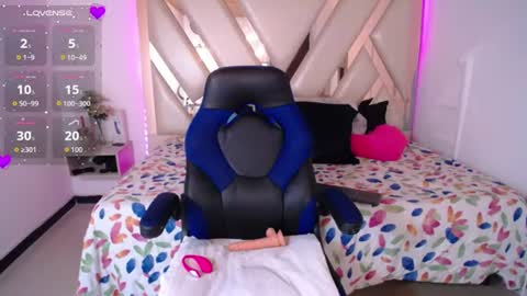 Snapshot of miaa_ferrari1 chatting on 06.30.26 MIA online show from 06.30.26