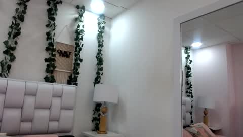 Snapshot of miaa_gh1 chatting on 06.02.26 Mia online show from 06.02.26