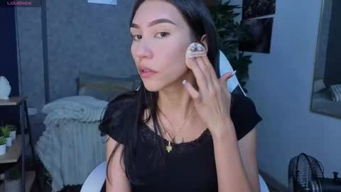 Snapshot of miaa_lee777 chatting on 06.19.26 miaa_lee777 online show from 06.19.26