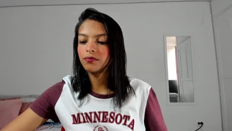 Snapshot of miaa_z chatting on 01.18.25 Miaa online show from 01.18.25