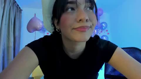 Snapshot of miaa_z chatting on 02.12.25 Miaa online show from 02.12.25