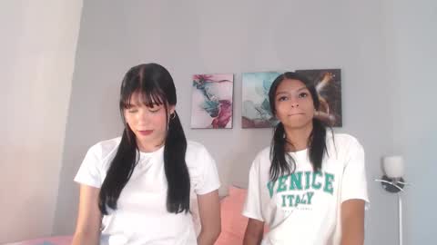 Snapshot of miaa_z chatting on 09.10.25 Miaa online show from 09.10.25