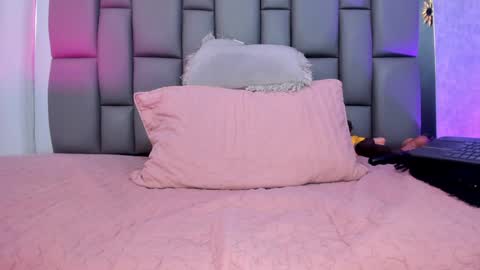 Mia online show from 01.13.25