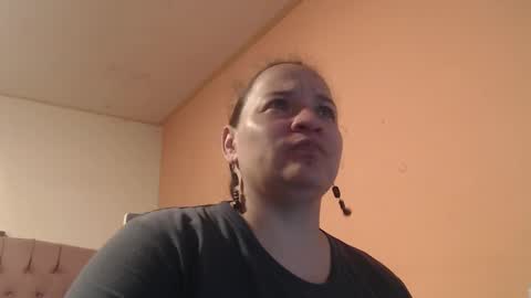 Snapshot of miaabrownn chatting on 02.18.25 MIA online show from 02.18.25