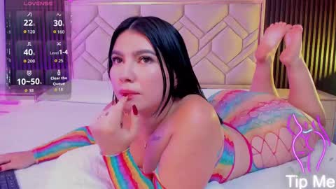 Snapshot of miaafarrel chatting on 09.26.25 Miaa Farrel online show from 09.26.25