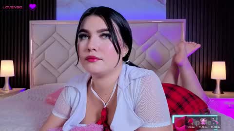 Miaa Farrel online show from 03.09.26