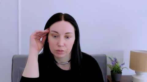 Snapshot of miaalluring chatting on 04.03.26 Mia online show from 04.03.26