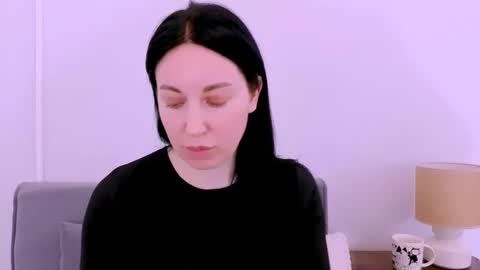 Snapshot of miaalluring chatting on 04.17.26 Mia online show from 04.17.26