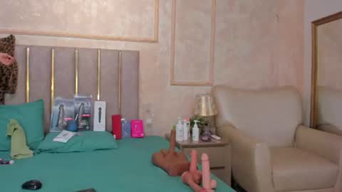 Snapshot of miaasummer chatting on 06.25.26 Miaasummer online show from 06.25.26