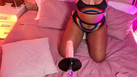 Snapshot of miablackrose chatting on 07.17.26 miablackrose online show from 07.17.26