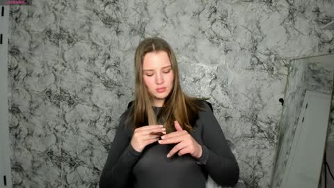 Mia online show from 03.31.26