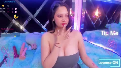 Snapshot of miacharloth chatting on 10.02.25 Mia online show from 10.02.25