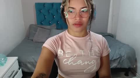 miacumgirl online show from 03.20.26