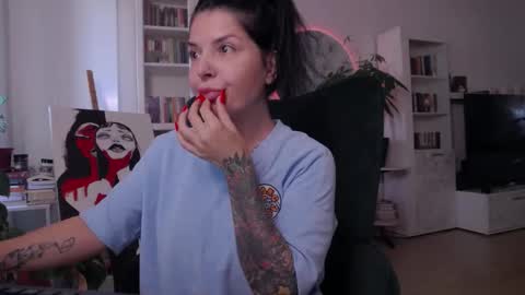 Snapshot of miacute4u chatting on 10.05.25 miacute4u online show from 10.05.25