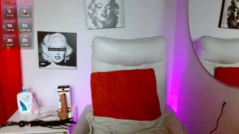 MiaDamour online show from 10.04.25