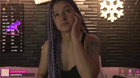 Mia online show from 12.05.24