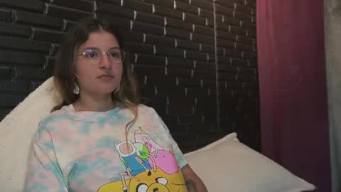 Mia online show from 02.23.25