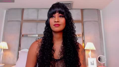 Snapshot of miaebony_ chatting on 01.07.25 Call me Mia online show from 01.07.25