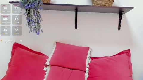 Snapshot of miaebony_ chatting on 01.08.25 Call me Mia online show from 01.08.25