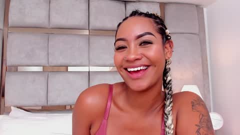 Snapshot of miaebony_ chatting on 01.16.25 Call me Mia online show from 01.16.25