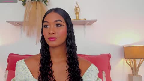 Snapshot of miaebony_ chatting on 01.29.25 Call me Mia online show from 01.29.25