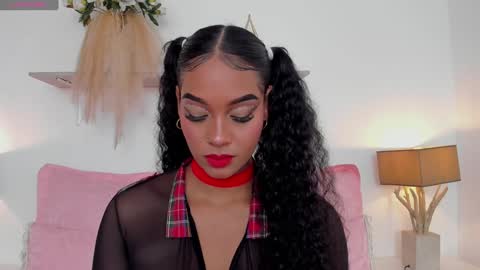 Snapshot of miaebony_ chatting on 02.08.25 Call me Mia online show from 02.08.25