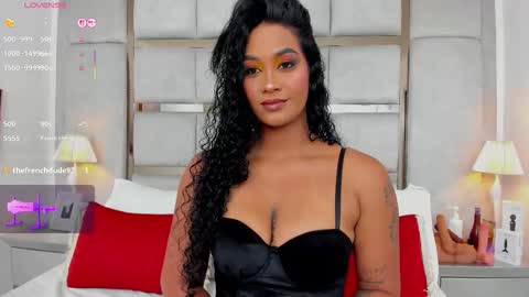 Snapshot of miaebony_ chatting on 09.19.25 Call me Mia online show from 09.19.25