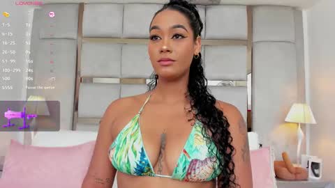 Snapshot of miaebony_ chatting on 10.27.25 Call me Mia online show from 10.27.25