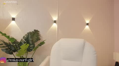 Mia Gomez online show from 09.13.25