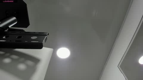 Miah Collins online show from 02.14.25