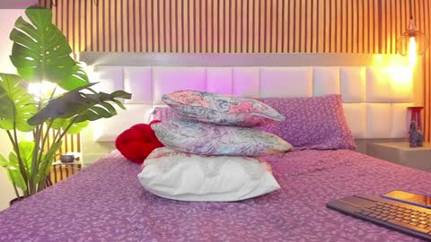 Snapshot of miah_connor chatting on 01.31.25 Mia Connor online show from 01.31.25