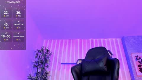 Snapshot of miah_connor chatting on 02.07.25 Mia Connor online show from 02.07.25