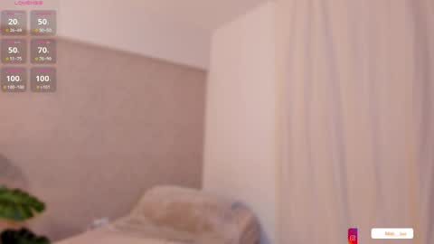 Snapshot of miah_luv chatting on 05.29.26 Miah online show from 05.29.26