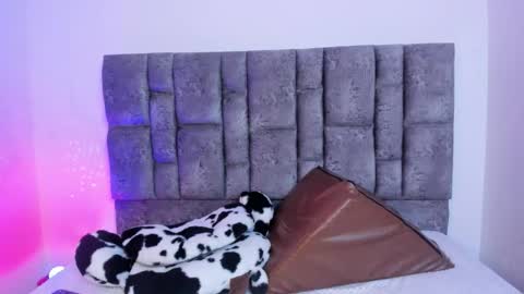 miah new independent model acount online show from 11.14.25