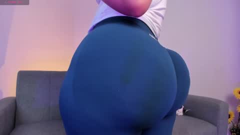 Snapshot of miah_storm chatting on 06.27.26 miah new independent model acount online show from 06.27.26