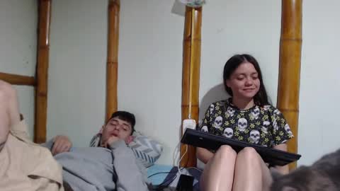 Mia  Sam online show from 03.10.25