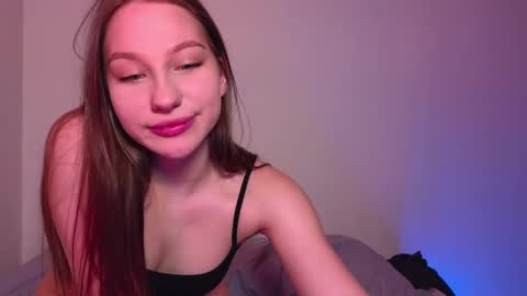 Snapshot of miakeler chatting on 01.17.25 milanaaaa online show from 01.17.25