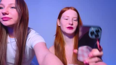 Snapshot of miakeler chatting on 01.21.25 milanaaaa online show from 01.21.25