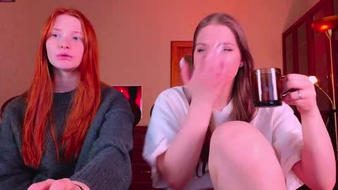 Snapshot of miakeler chatting on 01.25.25 milanaaaa online show from 01.25.25