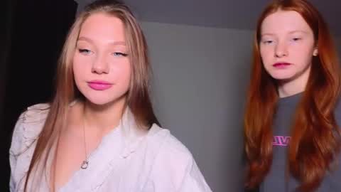 Snapshot of miakeler chatting on 02.13.25 milanaaaa online show from 02.13.25