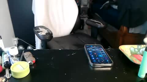 Mark online show from 11.06.25