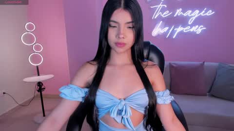 Snapshot of mialaurence_ chatting on 04.18.26 Call me Mia online show from 04.18.26