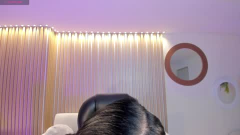 Snapshot of mialaurence_ chatting on 04.25.26 Call me Mia online show from 04.25.26