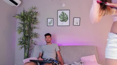 Mia online show from 01.27.25