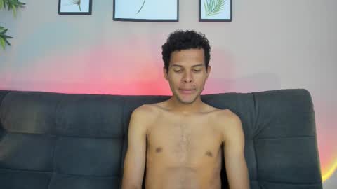 Mia online show from 11.03.25