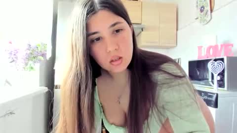 Snapshot of miamarrone chatting on 05.10.26 MiaMarrone online show from 05.10.26