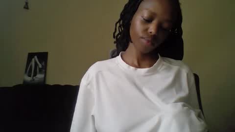Snapshot of miami_muffin chatting on 04.27.26 Muffin online show from 04.27.26
